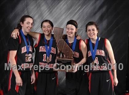 Thumbnail 1 in St. Mary's vs. Harvard-Westlake (CIF State D4 Award Photos) photogallery.
