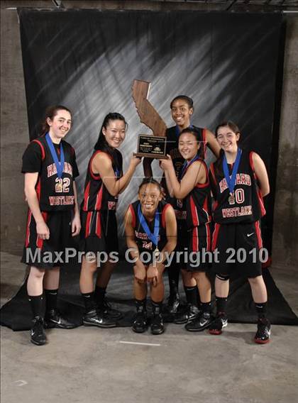 Thumbnail 2 in St. Mary's vs. Harvard-Westlake (CIF State D4 Award Photos) photogallery.