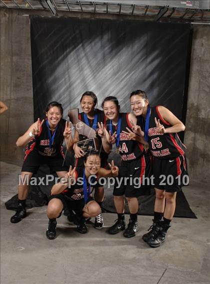 Thumbnail 2 in St. Mary's vs. Harvard-Westlake (CIF State D4 Award Photos) photogallery.