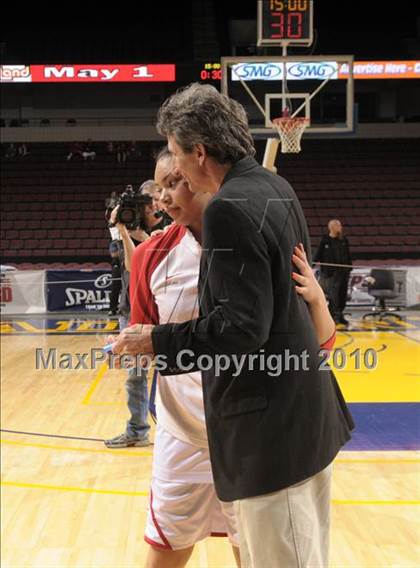 Thumbnail 1 in St. Mary's vs. Harvard-Westlake (CIF State D4 Award Photos) photogallery.