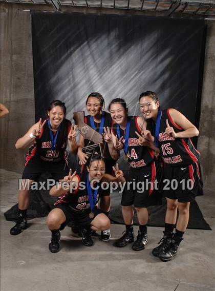 Thumbnail 3 in St. Mary's vs. Harvard-Westlake (CIF State D4 Award Photos) photogallery.
