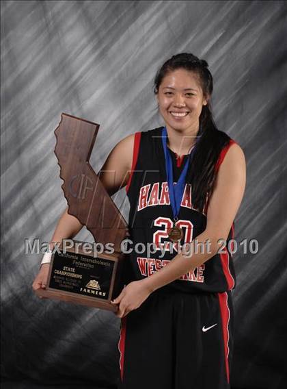 Thumbnail 1 in St. Mary's vs. Harvard-Westlake (CIF State D4 Award Photos) photogallery.
