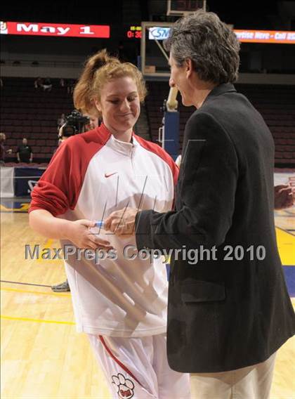 Thumbnail 1 in St. Mary's vs. Harvard-Westlake (CIF State D4 Award Photos) photogallery.