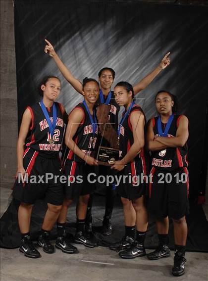 Thumbnail 2 in St. Mary's vs. Harvard-Westlake (CIF State D4 Award Photos) photogallery.