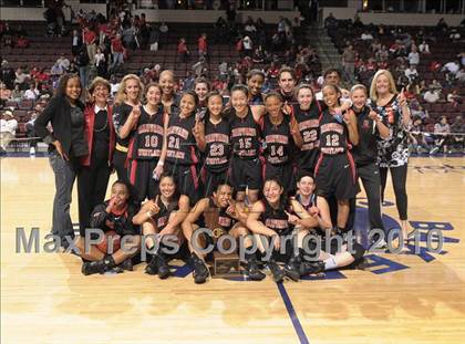 Thumbnail 1 in St. Mary's vs. Harvard-Westlake (CIF State D4 Award Photos) photogallery.