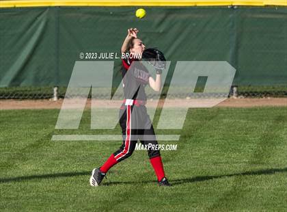 Thumbnail 3 in Richmond @ Lawrence North photogallery.