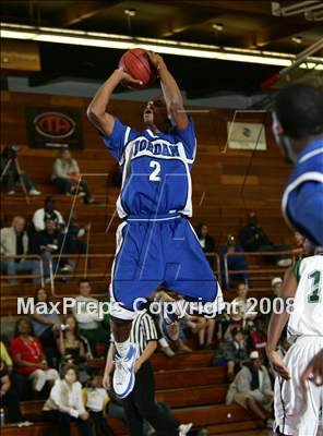 Thumbnail 2 in Franklin vs. Jordan (MaxPreps Holiday Classic) photogallery.