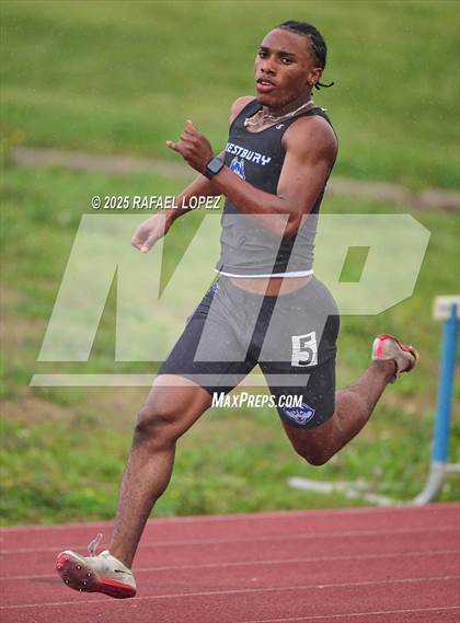 Thumbnail 1 in Dave Bethany Relays (400M) photogallery.