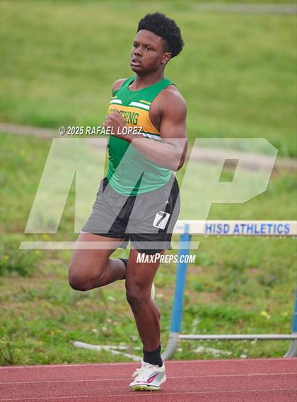 Thumbnail 3 in Dave Bethany Relays (400M) photogallery.
