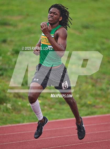 Thumbnail 3 in Dave Bethany Relays (400M) photogallery.