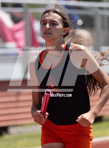 Thumbnail 2 in Weatherford Eagle Invitational (Relays) photogallery.