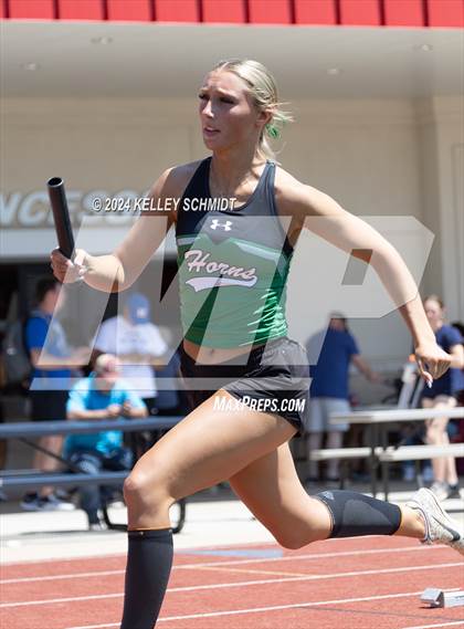 Thumbnail 1 in Weatherford Eagle Invitational (Relays) photogallery.