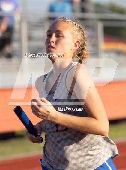 Thumbnail 3 in Weatherford Eagle Invitational (Relays) photogallery.