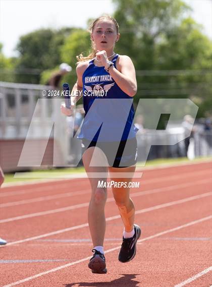 Thumbnail 2 in Weatherford Eagle Invitational (Relays) photogallery.