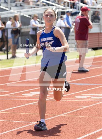 Thumbnail 2 in Weatherford Eagle Invitational (Relays) photogallery.