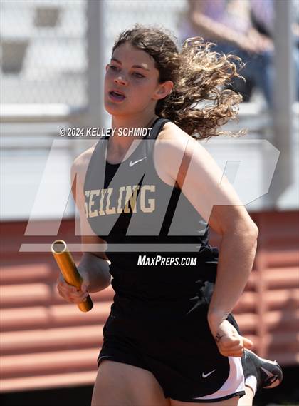 Thumbnail 1 in Weatherford Eagle Invitational (Relays) photogallery.
