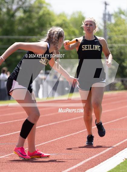 Thumbnail 3 in Weatherford Eagle Invitational (Relays) photogallery.