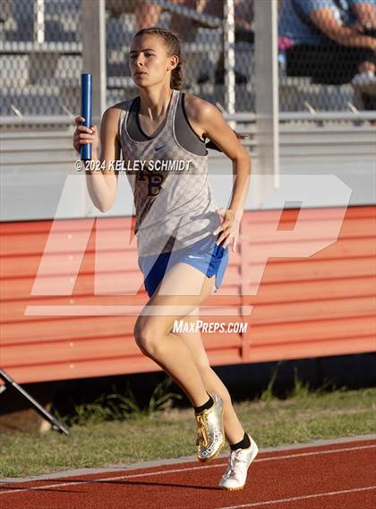 Thumbnail 2 in Weatherford Eagle Invitational (Relays) photogallery.