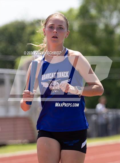 Thumbnail 3 in Weatherford Eagle Invitational (Relays) photogallery.