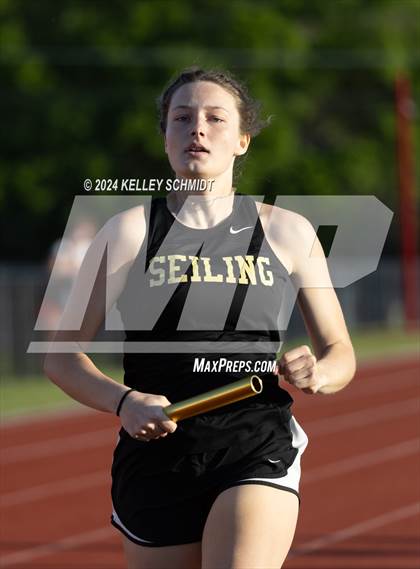 Thumbnail 2 in Weatherford Eagle Invitational (Relays) photogallery.