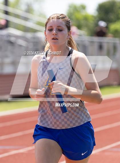 Thumbnail 2 in Weatherford Eagle Invitational (Relays) photogallery.