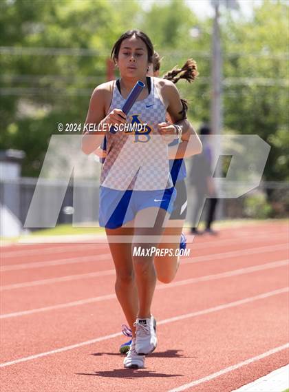 Thumbnail 2 in Weatherford Eagle Invitational (Relays) photogallery.