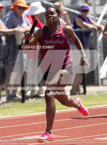 Thumbnail 2 in Weatherford Eagle Invitational (Relays) photogallery.
