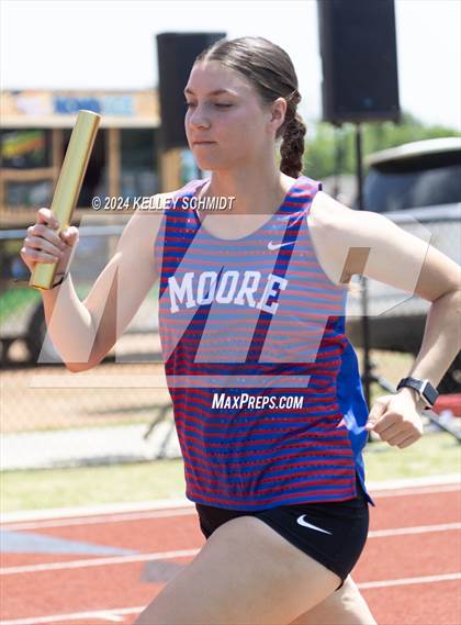 Thumbnail 3 in Weatherford Eagle Invitational (Relays) photogallery.