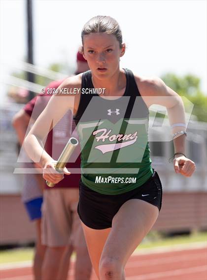 Thumbnail 1 in Weatherford Eagle Invitational (Relays) photogallery.