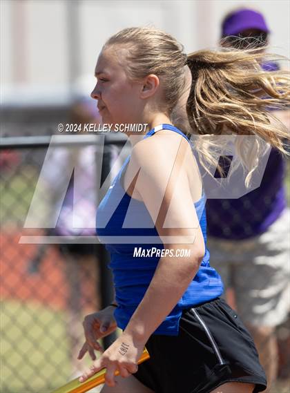 Thumbnail 2 in Weatherford Eagle Invitational (Relays) photogallery.