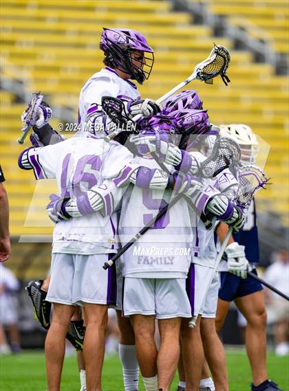 Thumbnail 1 in St. John's Jesuit @ St. Francis DeSales (OHSAA Division II Final) photogallery.