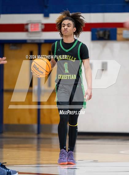 Thumbnail 1 in E.E. Smith vs. Harrells Christian Academy (MLK Dream Jam 2024) photogallery.