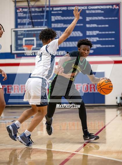 Thumbnail 2 in E.E. Smith vs. Harrells Christian Academy (MLK Dream Jam 2024) photogallery.