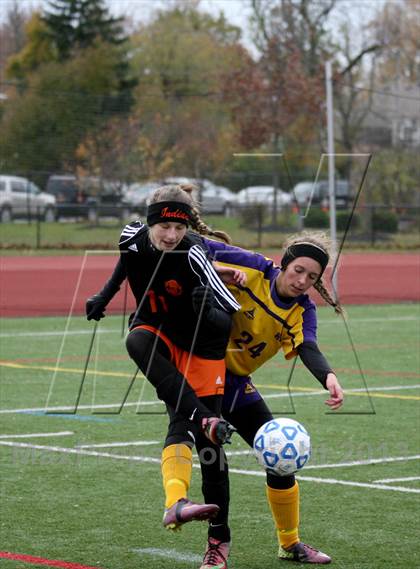 Thumbnail 1 in Holland vs. Keshequa (Section 6 Class C Final) photogallery.