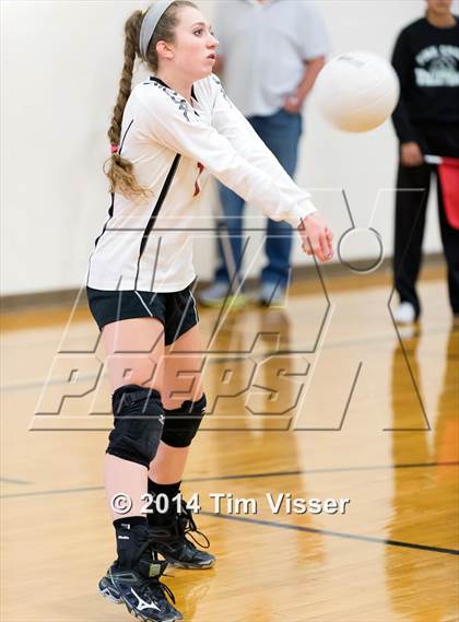 Thumbnail 2 in Fossil Ridge vs. Faith Christian (Eaglecrest Tournament) photogallery.