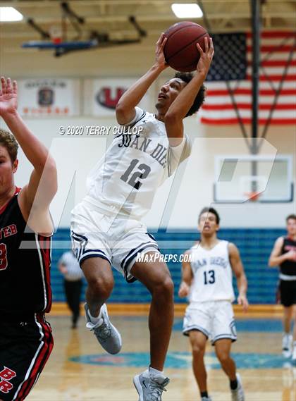 Thumbnail 1 in Bear River vs. Juan Diego (Eagle Holiday Shootout) photogallery.