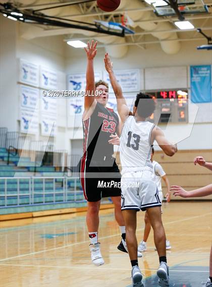 Thumbnail 3 in Bear River vs. Juan Diego (Eagle Holiday Shootout) photogallery.