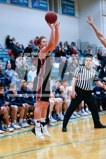 Thumbnail 2 in Bear River vs. Juan Diego (Eagle Holiday Shootout) photogallery.