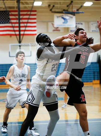 Thumbnail 2 in Bear River vs. Juan Diego (Eagle Holiday Shootout) photogallery.