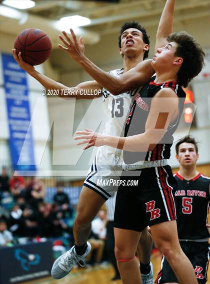 Thumbnail 3 in Bear River vs. Juan Diego (Eagle Holiday Shootout) photogallery.