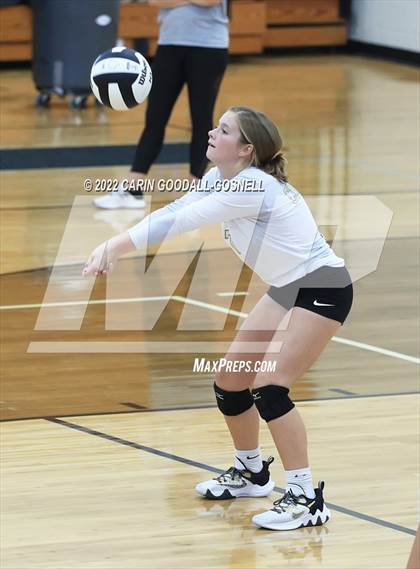 Thumbnail 2 in Richlands @ Croatan photogallery.
