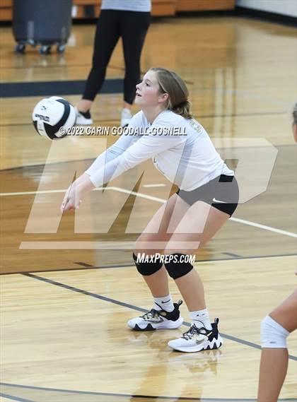 Thumbnail 1 in Richlands @ Croatan photogallery.