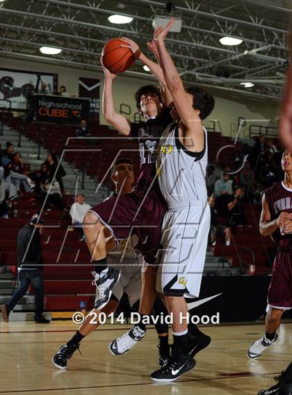 Thumbnail 3 in Capistrano Valley vs. Torrance (MaxPreps Holiday Classic) photogallery.
