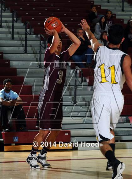 Thumbnail 2 in Capistrano Valley vs. Torrance (MaxPreps Holiday Classic) photogallery.