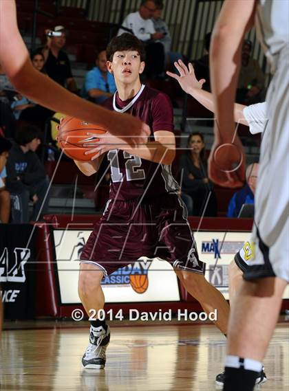 Thumbnail 2 in Capistrano Valley vs. Torrance (MaxPreps Holiday Classic) photogallery.