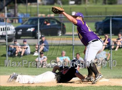 Thumbnail 2 in Harlem vs. Boylan (Class 4A Regional Semifinal) photogallery.