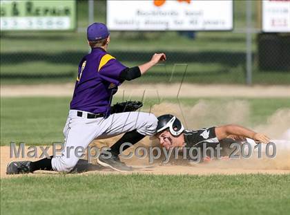 Thumbnail 1 in Harlem vs. Boylan (Class 4A Regional Semifinal) photogallery.