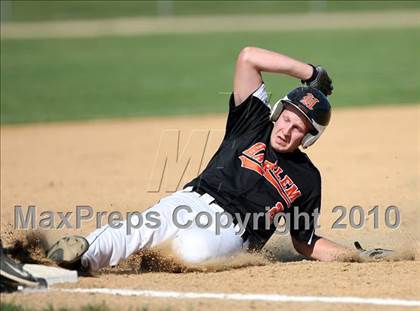 Thumbnail 3 in Harlem vs. Boylan (Class 4A Regional Semifinal) photogallery.