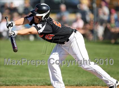 Thumbnail 1 in Harlem vs. Boylan (Class 4A Regional Semifinal) photogallery.
