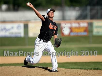 Thumbnail 3 in Harlem vs. Boylan (Class 4A Regional Semifinal) photogallery.